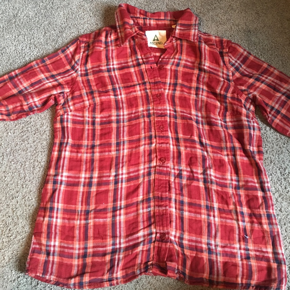 ✅Ascend plaid button up
